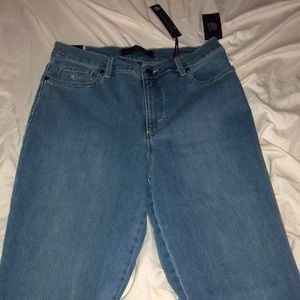 BRAND NEW size 10 GLORIA VANDERBILT jeans